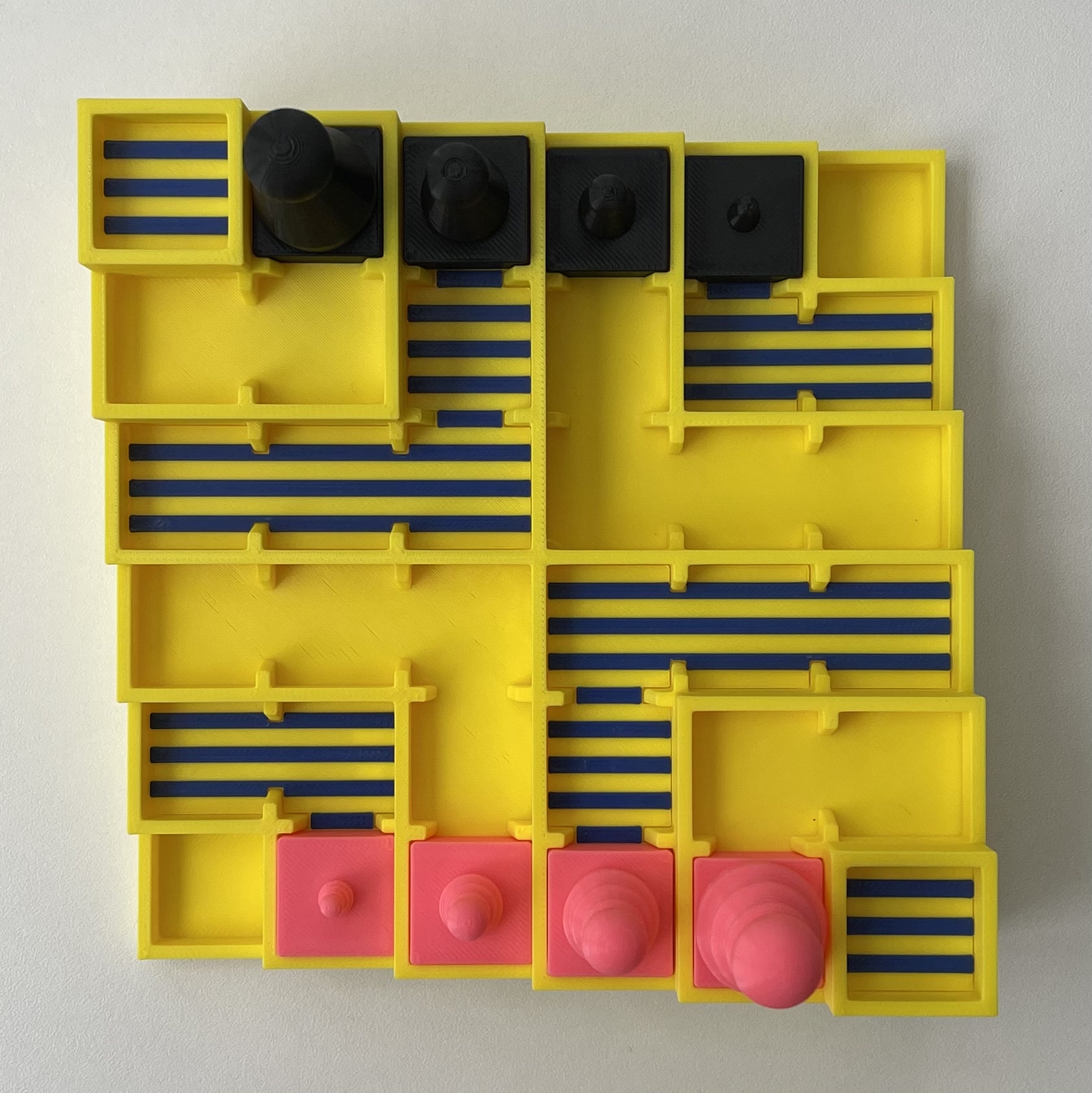 Ansicht von oben auf das Spielbrett